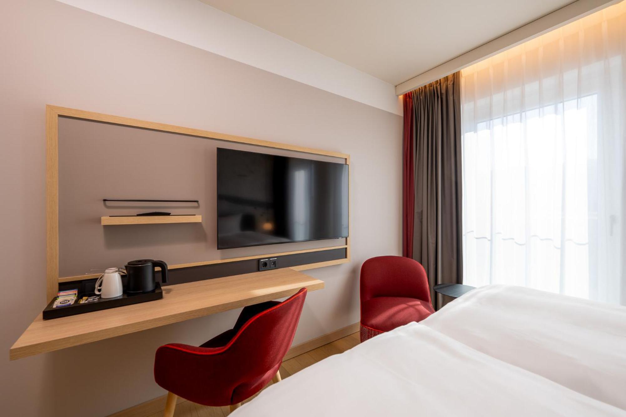 Intercityhotel Heidelberg Exterior foto